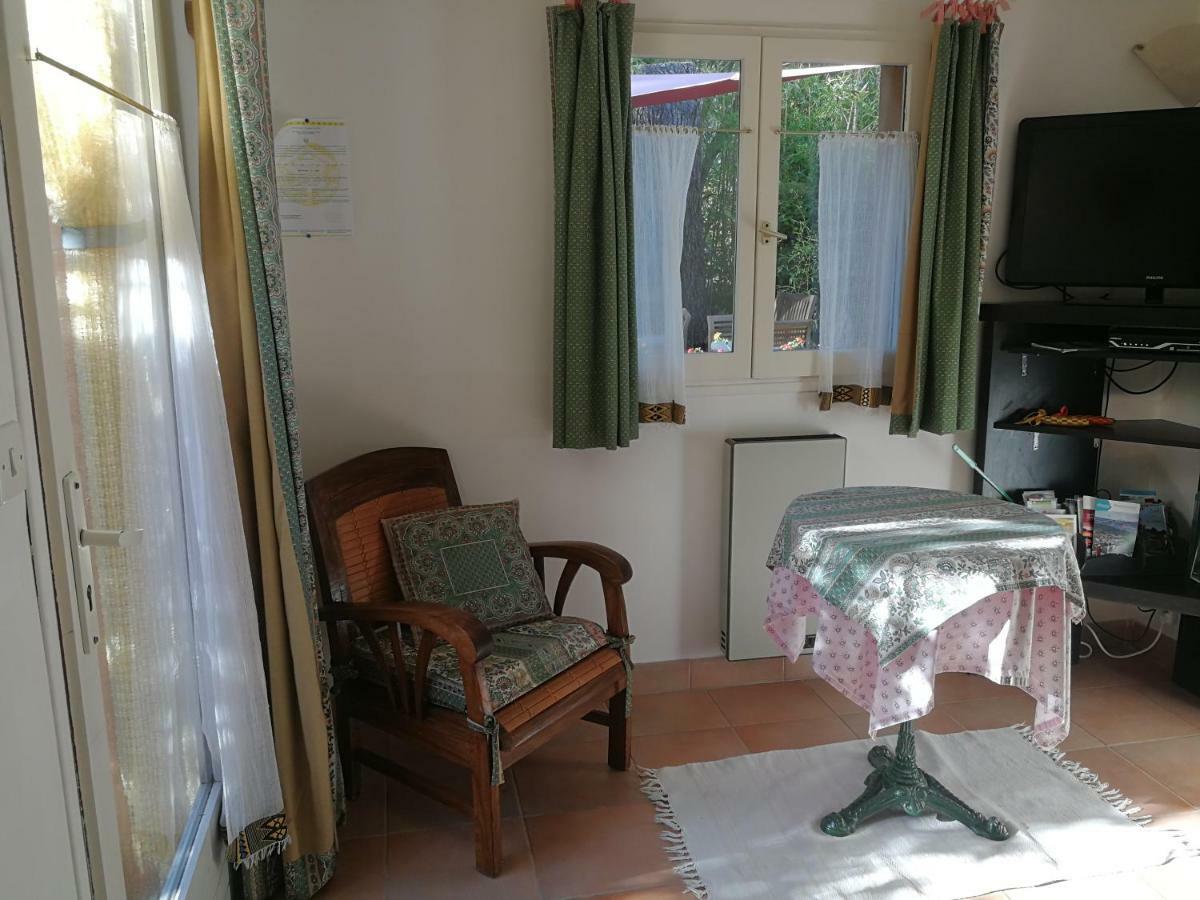 Bed and Breakfast La Genestiere Клермон-л'Эро Экстерьер фото